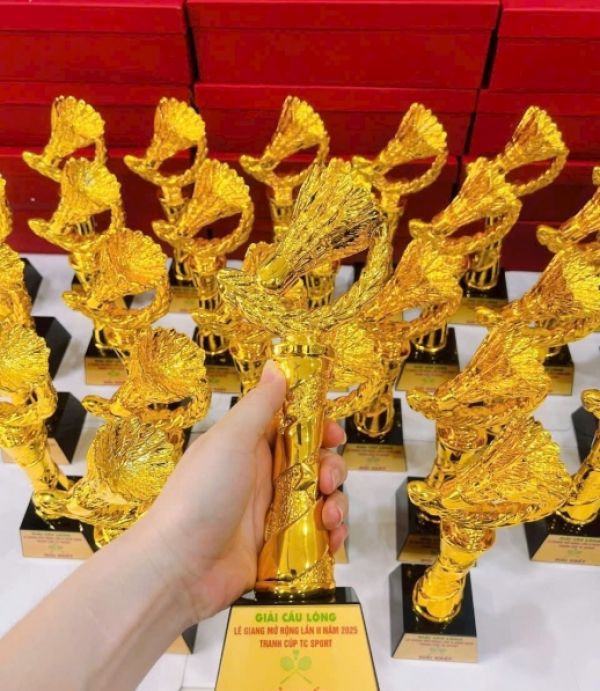 Cúp Cầu Lông - Miễn Phí In