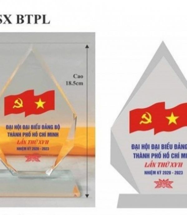 Kỷ Niệm Chương Thủy Tinh