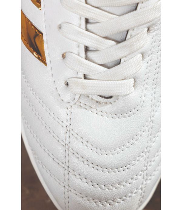 GIÀY ĐÁ BANH 3 SỌC CT3 CHÍNH HÃNG - TRẮNG XANH GIÀY ĐÁ BANH 3 SỌC CT3 CHÍNH HÃNG - TRẮNG XANH