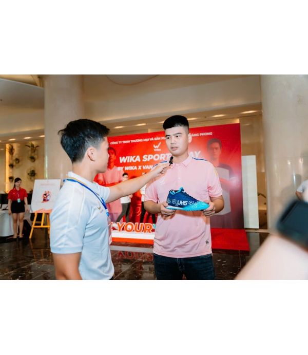 GIÀY BÓNG ĐÁ WIKA VH5 - XANH ĐEN GIÀY BÓNG ĐÁ WIKA VH5 - XANH ĐEN